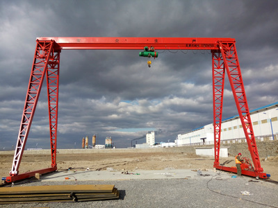 定制一臺(tái)MHGY10噸上包下花葫蘆龍門吊都需要哪些數(shù)據(jù)？