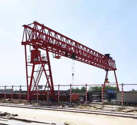 帶有伸縮機(jī)構(gòu)的司機(jī)室有什么好處，常用于哪些龍門吊上？